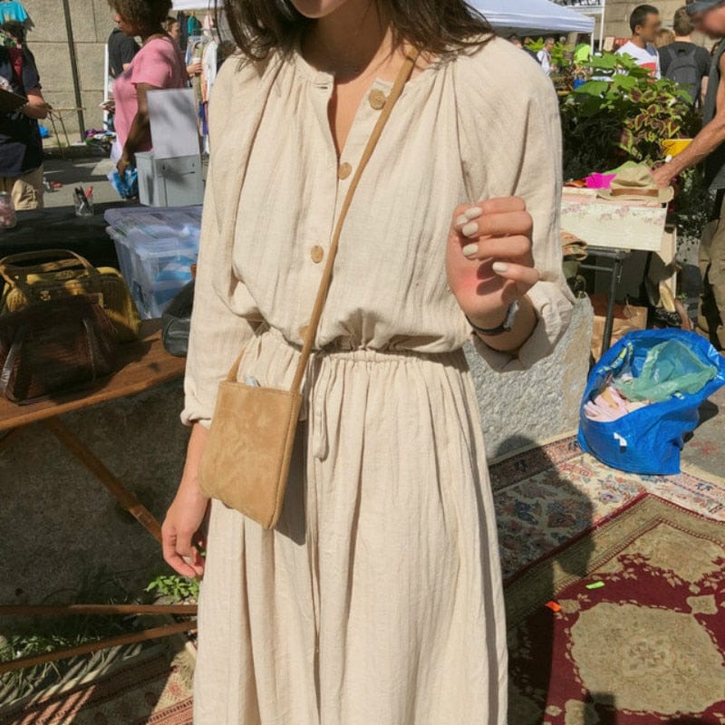 Classic Vintage Dress with a Flattering Fit