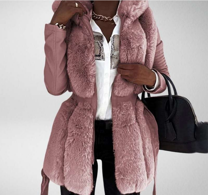 Effortlessly Elegant Jacket with a Timeless Design