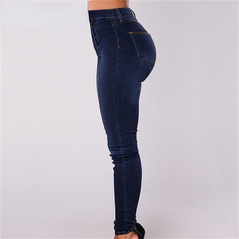 Beautifully Finished Pants in a Timeless Design