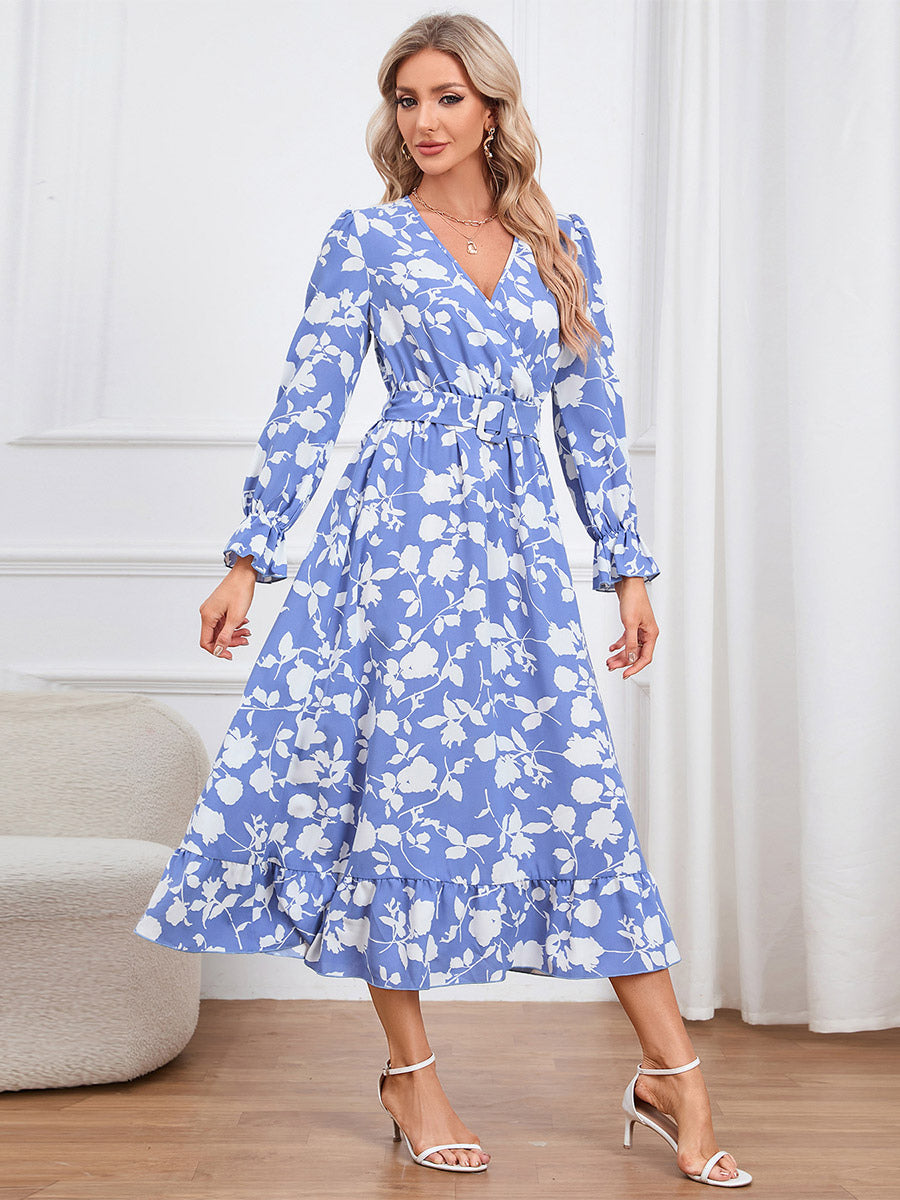 Classic Vintage Dress with a Flattering Fit