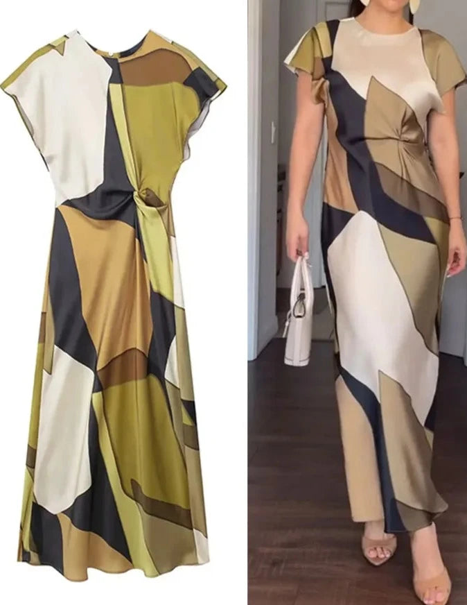 Classic Vintage & Enduringly Stylish Dress