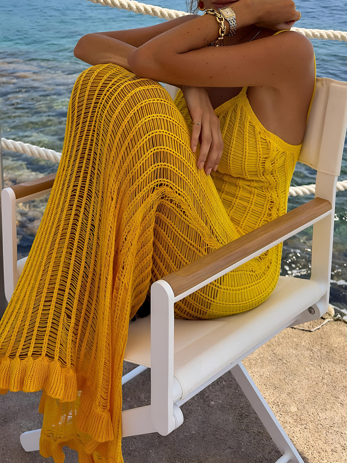 Beautifully Finished Dress in a Timeless Design