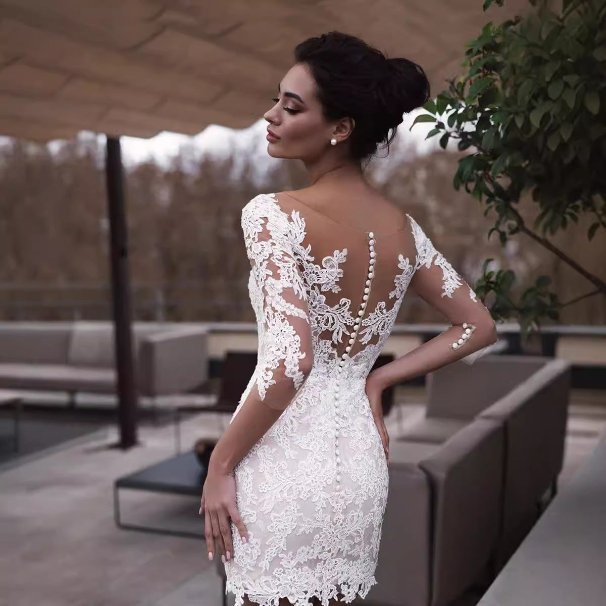 Beautifully Crafted Dress in a Classic Style