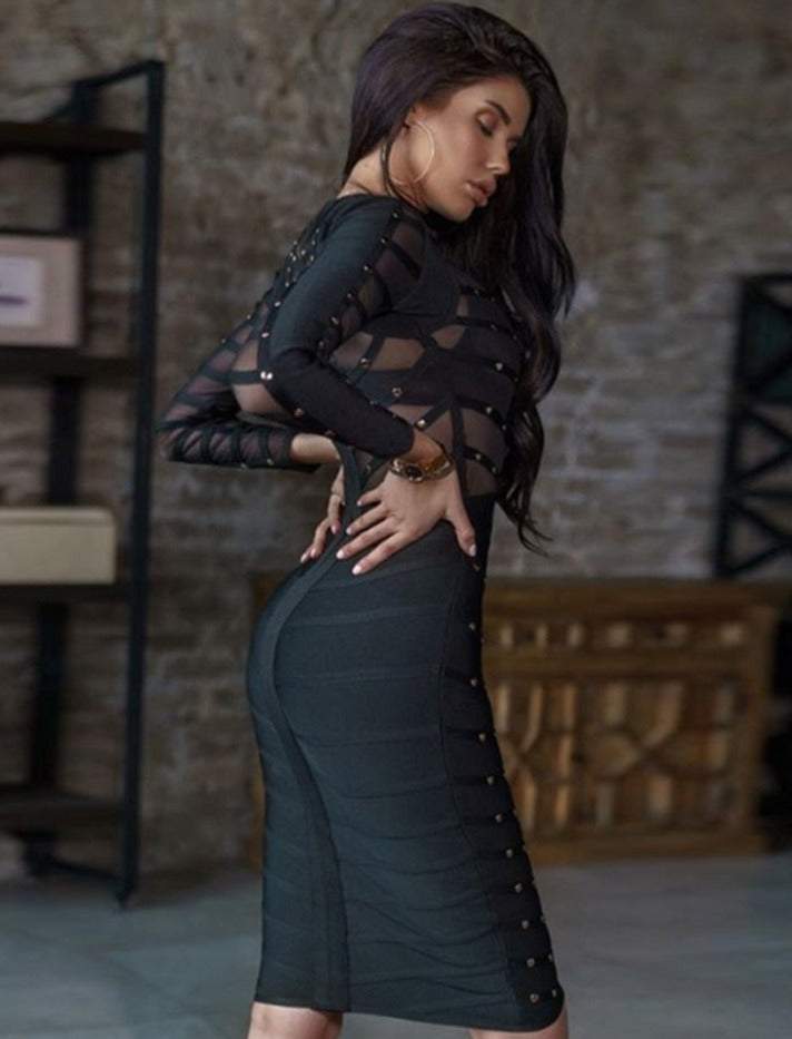 Beautifully Crafted Dress in a Classic Style