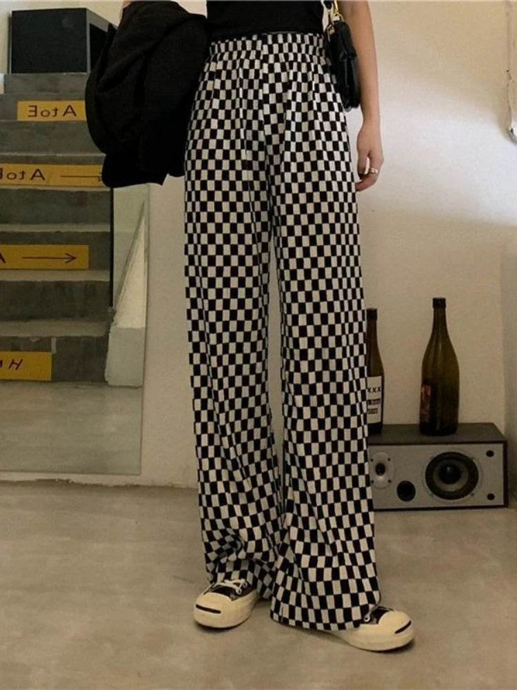 Well Tailored Garment with a Graceful Silhouette