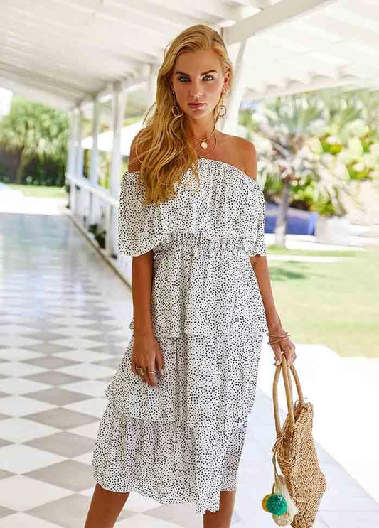 Classic Vintage Dress with a Flattering Fit