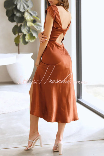 Polished Dress with an Effortless Classic Look