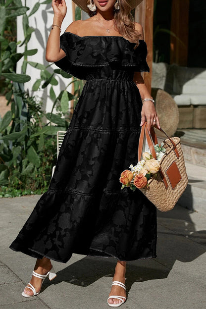 Effortlessly Elegant Dress with a Timeless Design