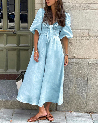 Classic Vintage & Enduringly Stylish Dress