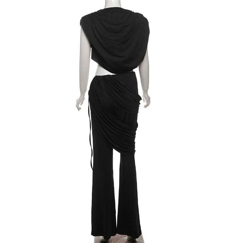 Sophisticated Garment with a Clean Classic Look