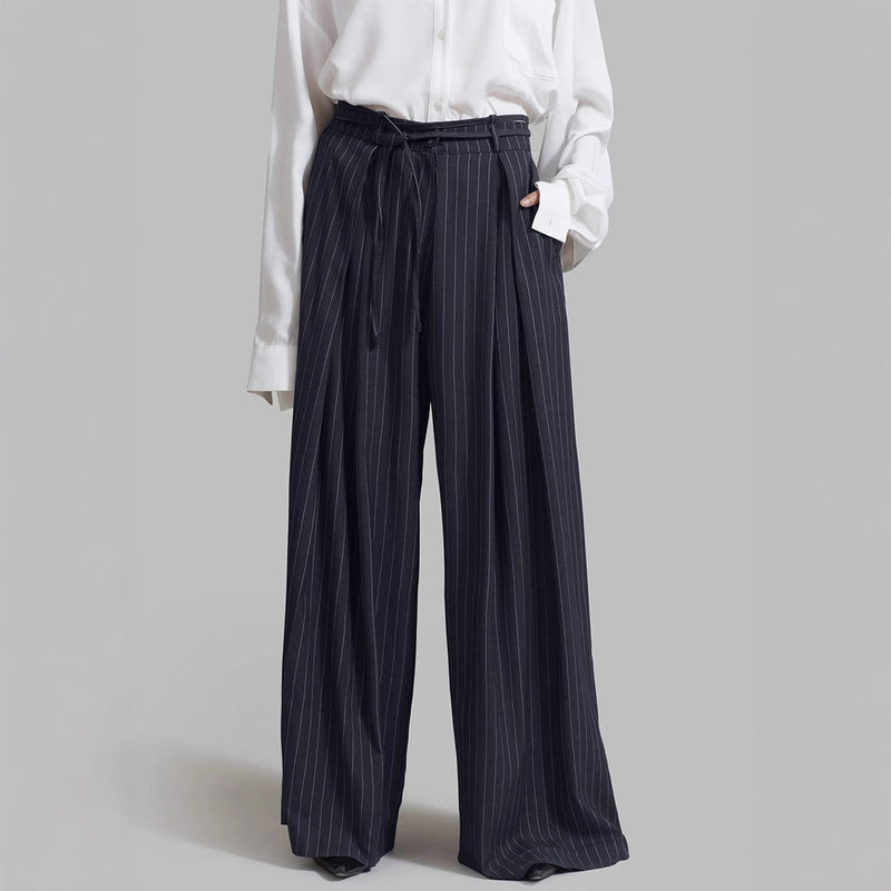 Polished Pants with an Effortless Classic Look