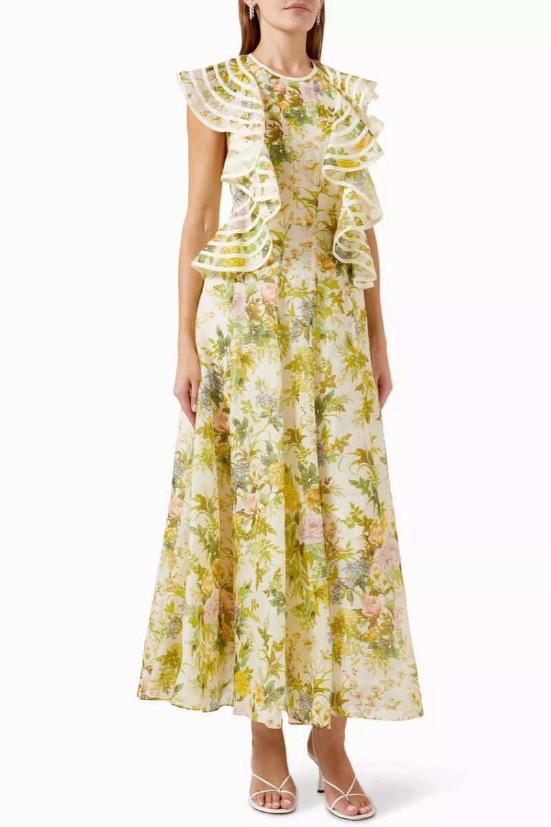 Sophisticated Dress with a Clean Classic Look