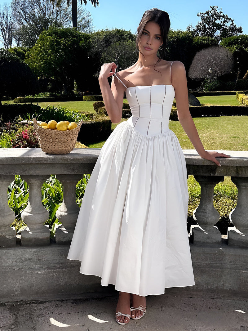 Classic Vintage & Enduringly Stylish Dress
