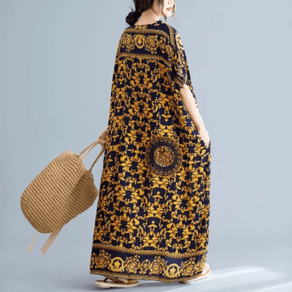 Classic Vintage Dress with a Flattering Fit