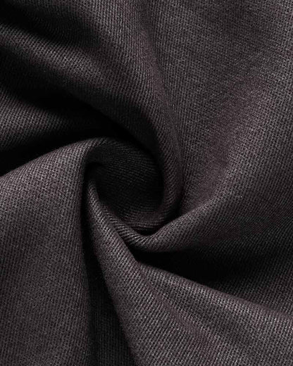 Effortlessly Elegant Pants with a Timeless Design