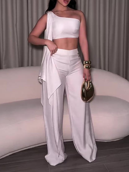 A Vintage Style Pants with Delicate Timeless Details