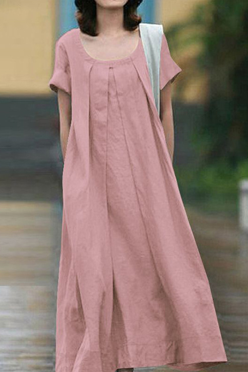 Effortlessly Elegant Dress with a Timeless Design