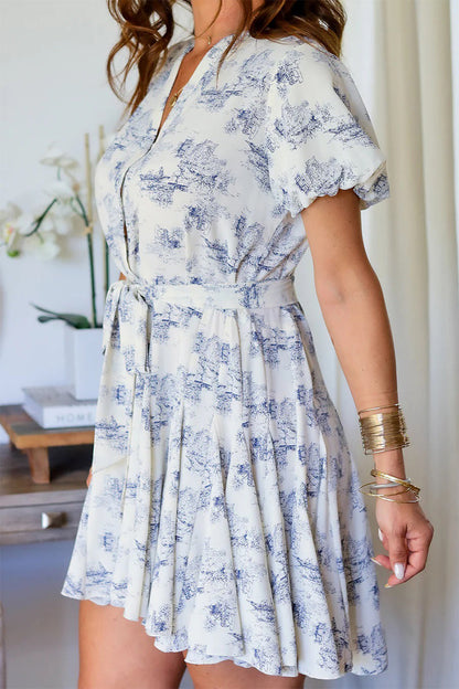 Gracefully Styled Dress for Any Occasion