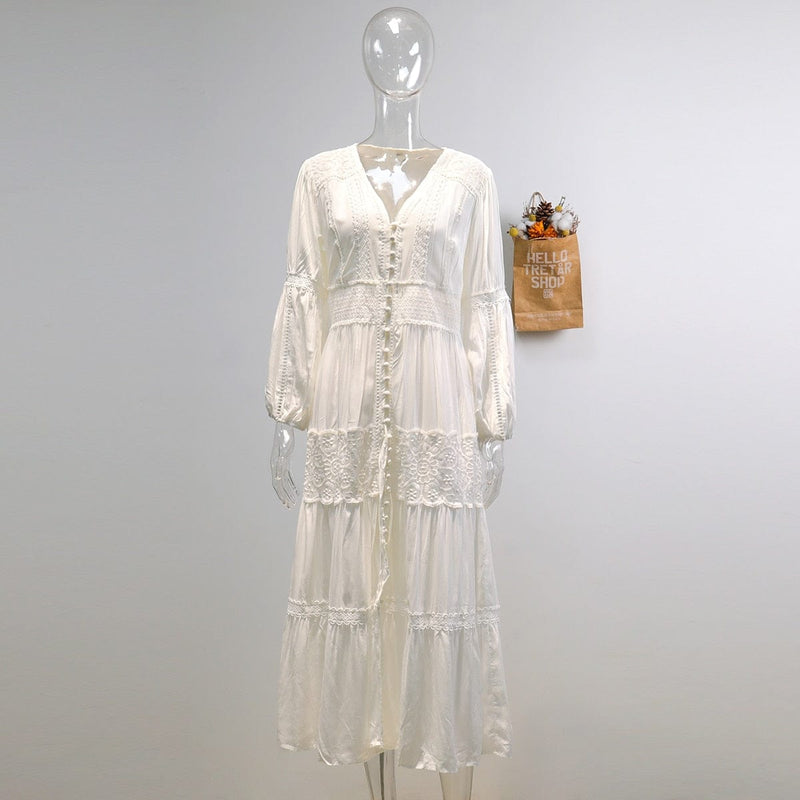 Sophisticated Dress with a Clean Classic Look
