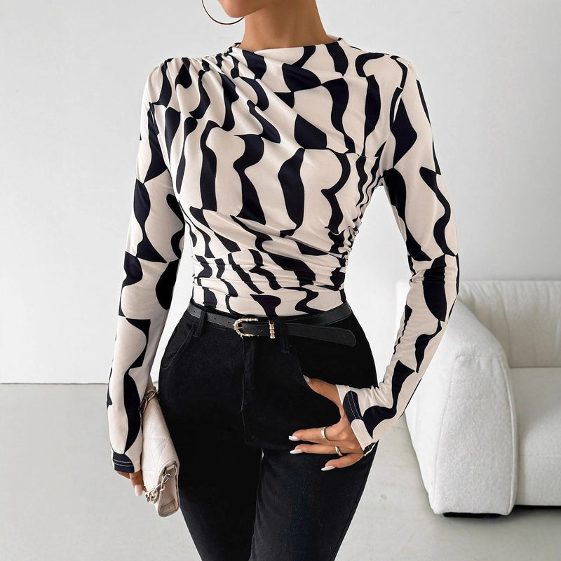 Classic Vintage Top with a Flattering Fit