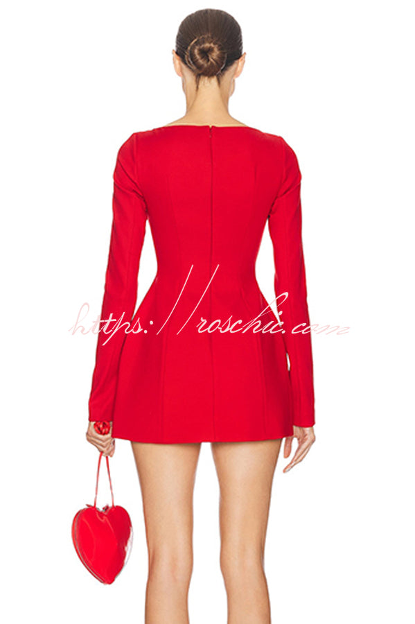 Effortlessly Elegant Dress with a Timeless Design