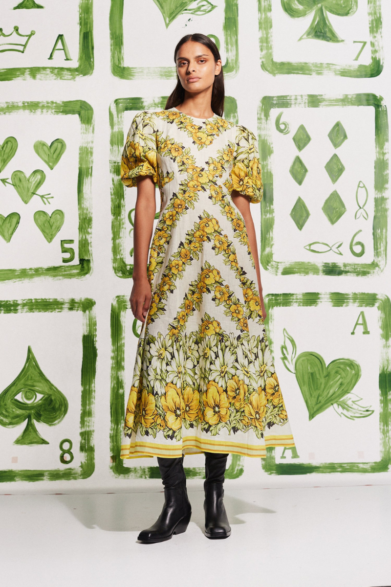Polished Dress with an Effortless Classic Look