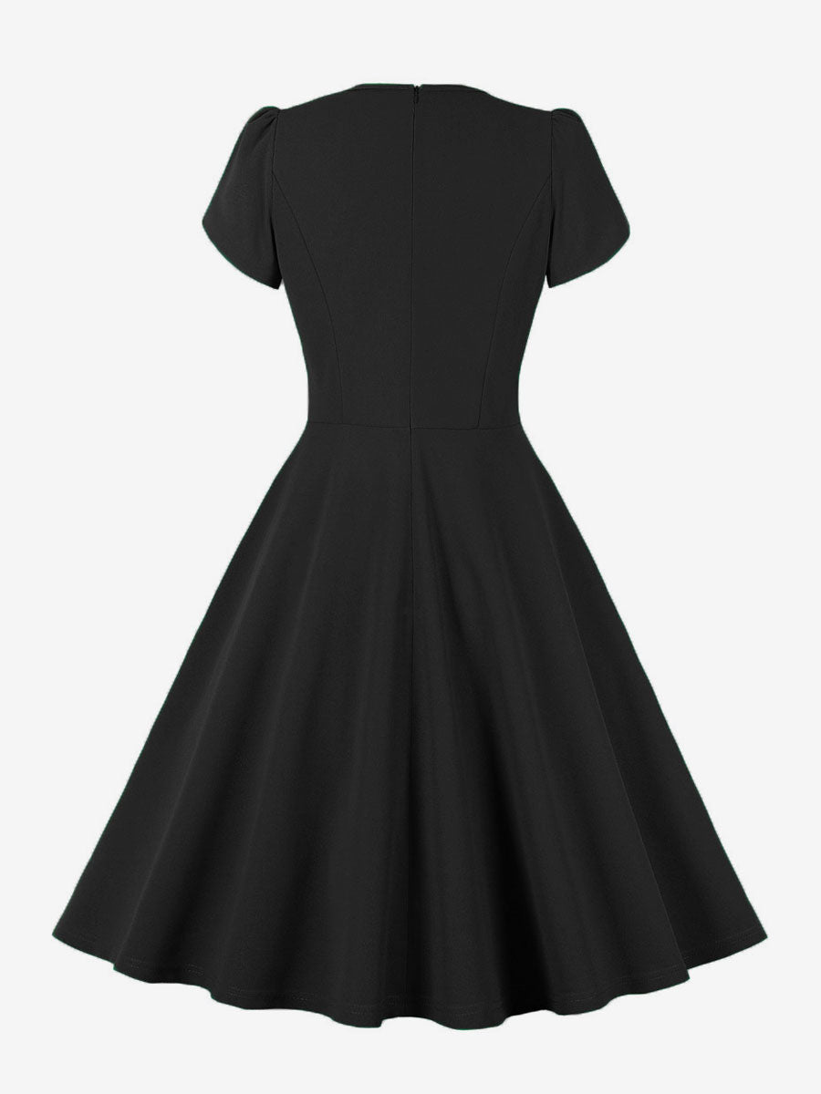 Sophisticated Dress with a Clean Classic Look