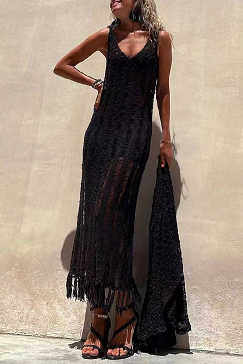 Effortlessly Elegant Dress with a Timeless Design