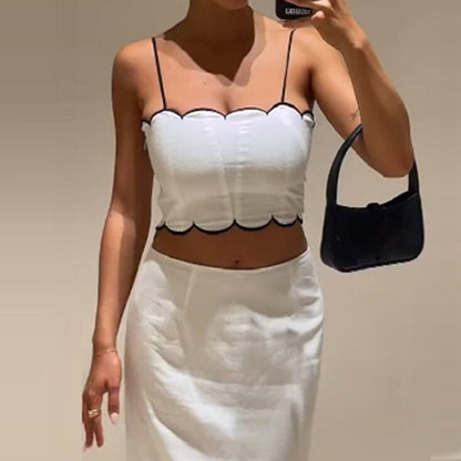 Effortlessly Elegant Garment with a Timeless Design
