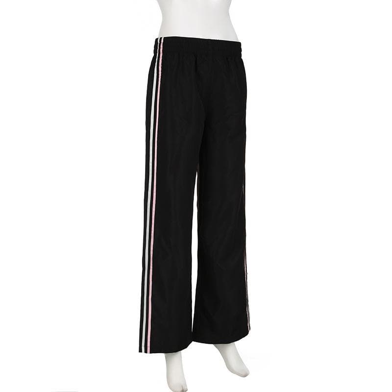 Elegantly Styled Pants for Everyday Wear