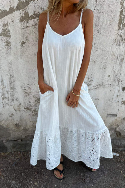 Effortlessly Elegant Dress with a Timeless Design