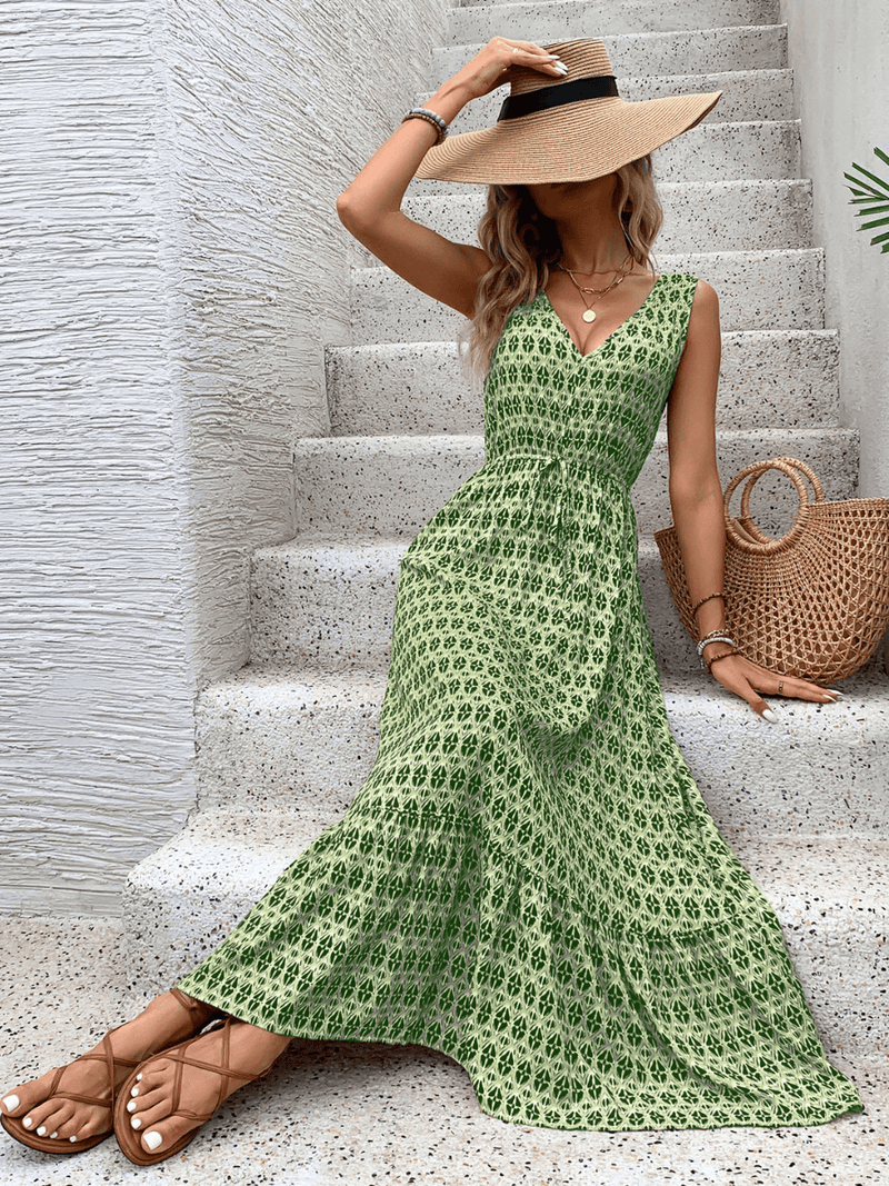 Classic Vintage & Enduringly Stylish Dress