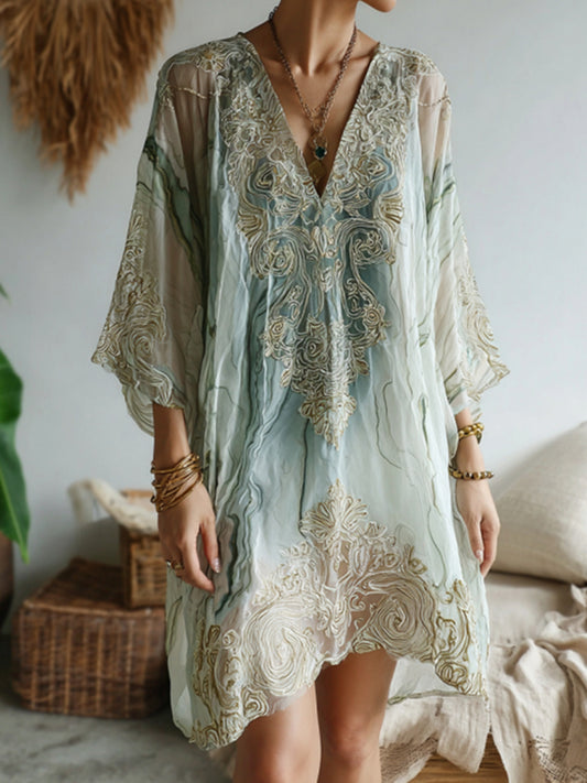 Classic Vintage & Enduringly Stylish Dress
