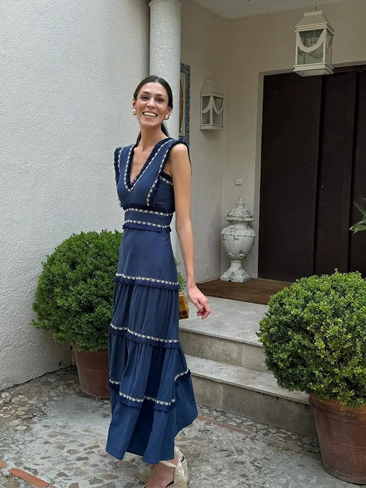Classic Vintage & Enduringly Stylish Dress