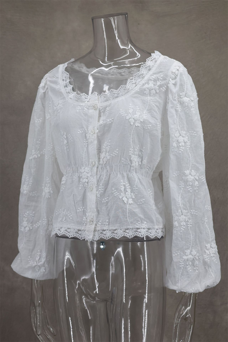 Classic Vintage & Enduringly Stylish Blouse