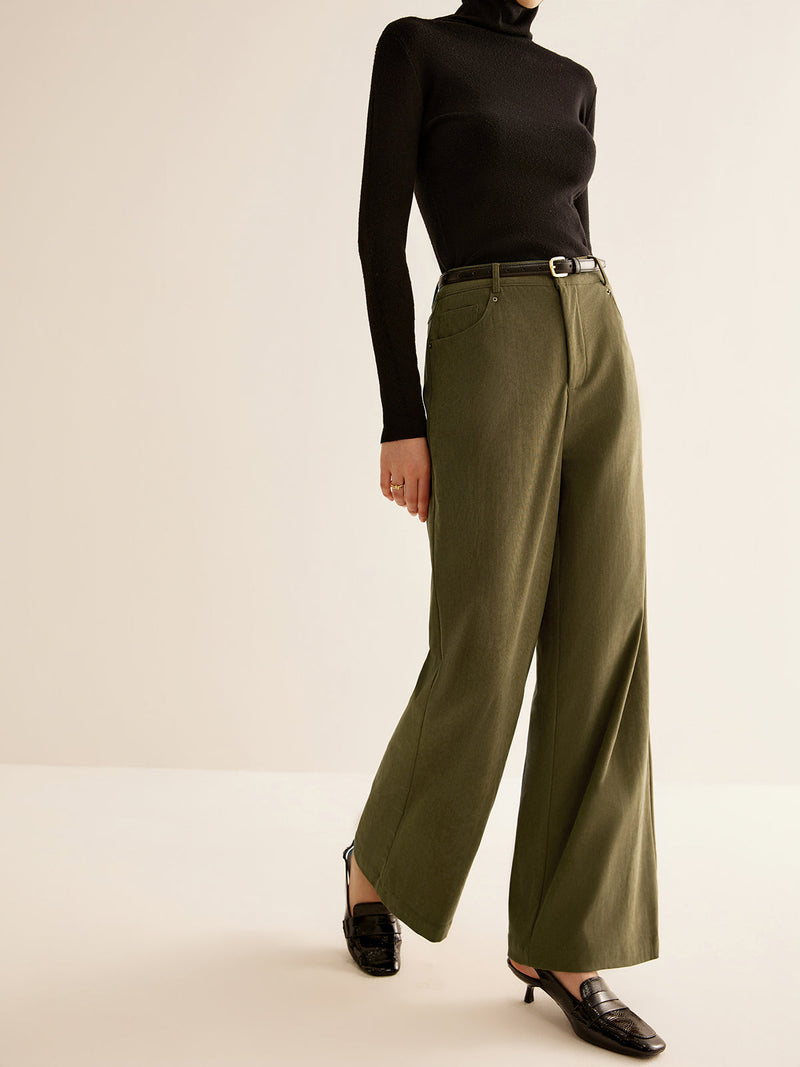 Classic Vintage Pants with a Flattering Fit