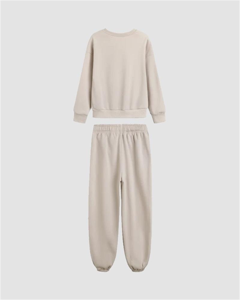 Well Tailored Garment with a Graceful Silhouette