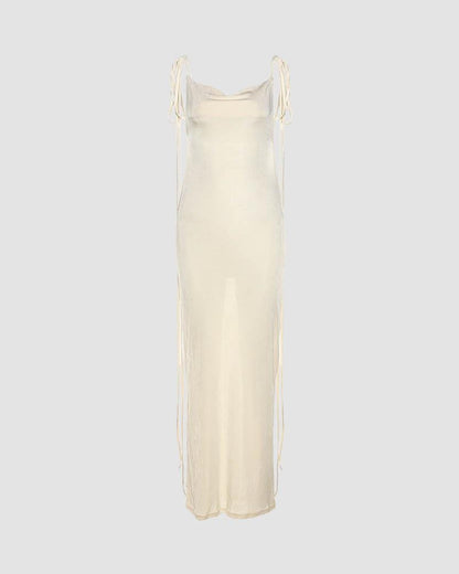 Effortlessly Elegant Dress with a Timeless Design