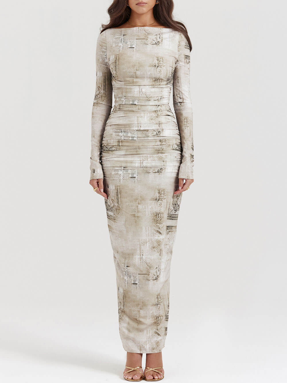 Effortlessly Elegant Dress with a Timeless Design