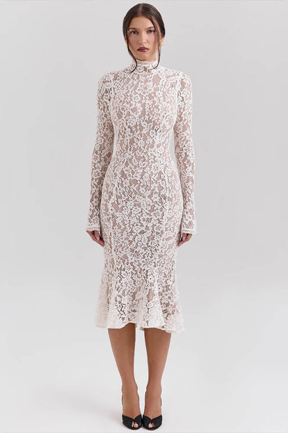 Gracefully Styled Dress for Any Occasion