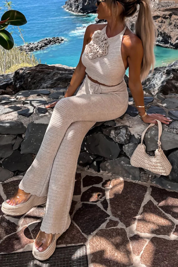Sophisticated Pants with a Clean Classic Look