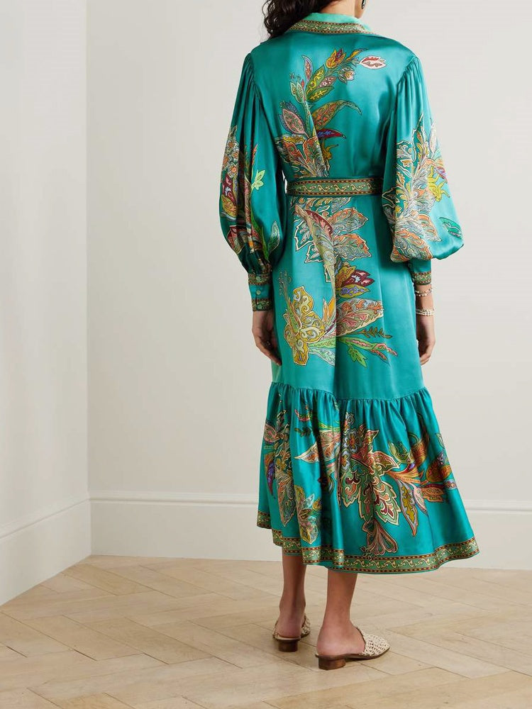 Classic Vintage & Enduringly Stylish Dress