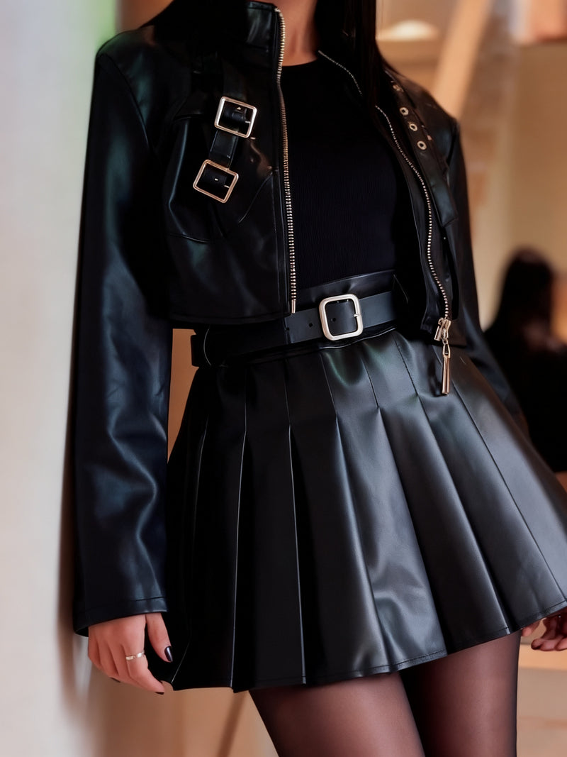 Classic Vintage Jacket with a Flattering Fit
