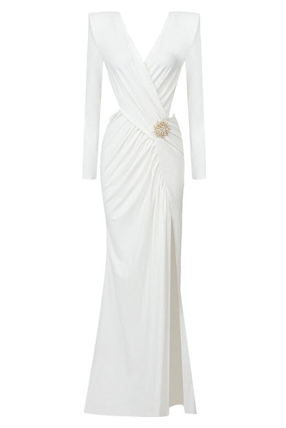 Effortlessly Elegant Dress with a Timeless Design