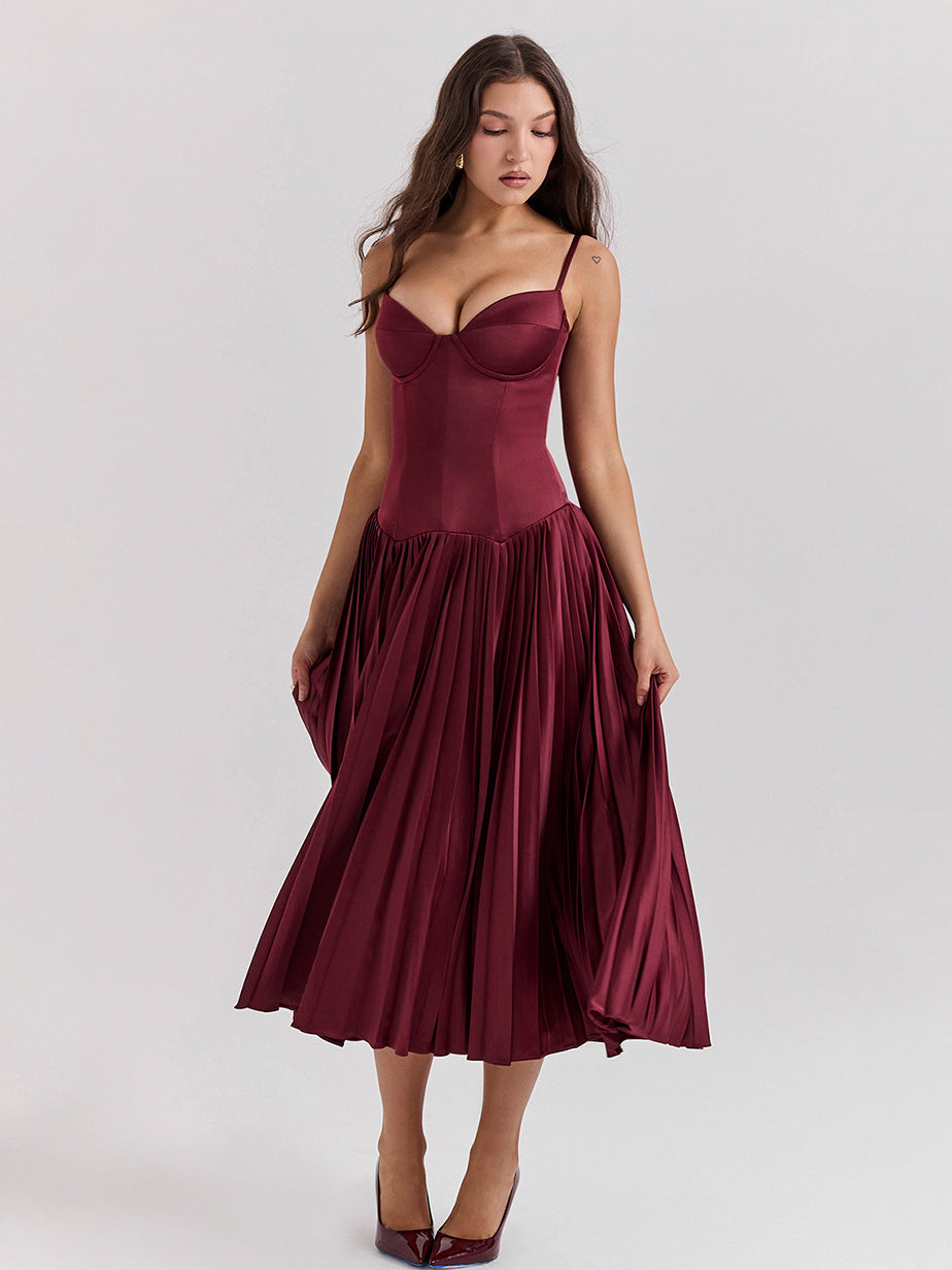 Classic Vintage Dress with a Flattering Fit