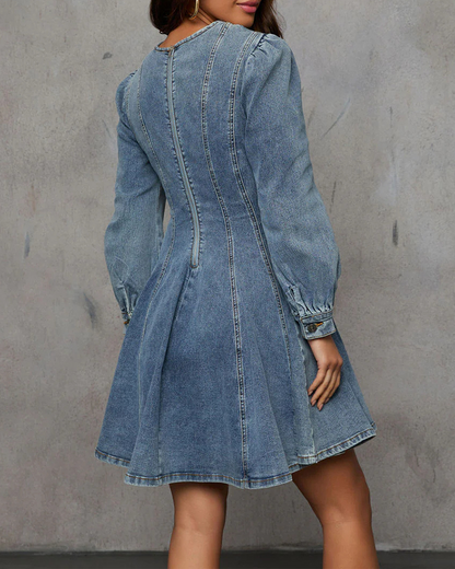 Well Tailored Dress with a Graceful Silhouette