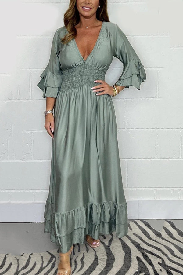 Beautifully Crafted Dress in a Classic Style