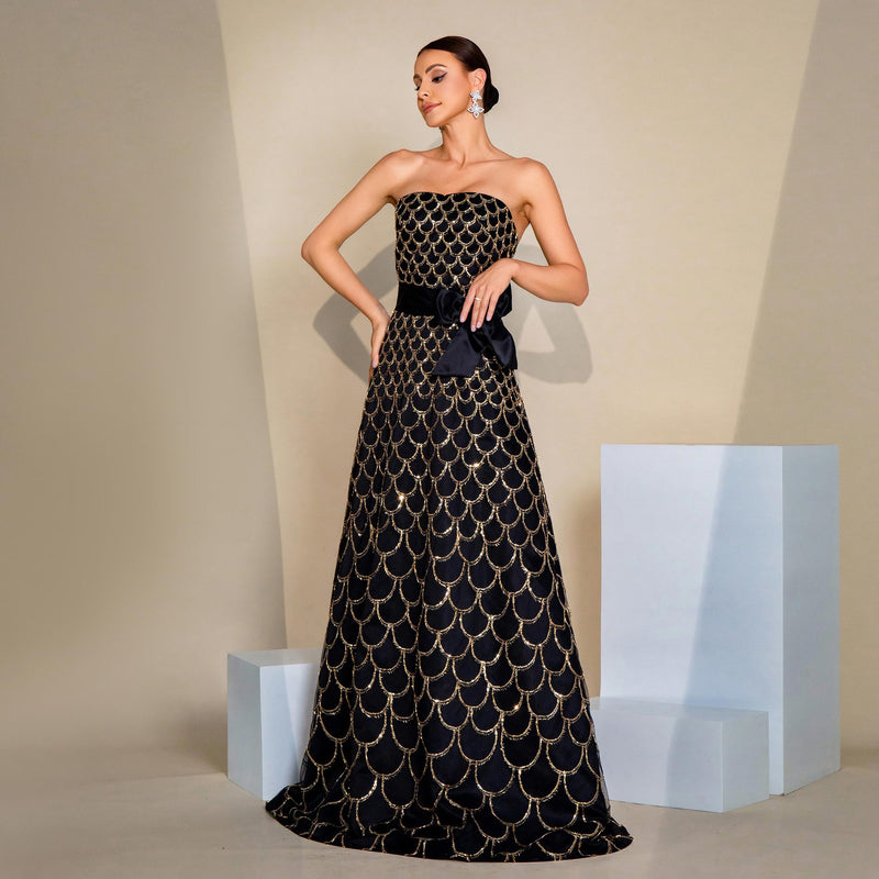 Sophisticated Dress with a Clean Classic Look