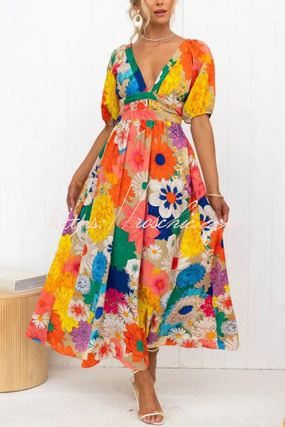 Classic Vintage Dress with a Flattering Fit