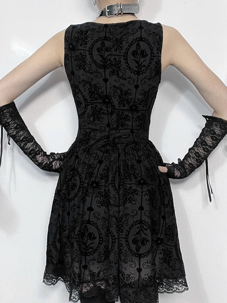 Classic Vintage & Enduringly Stylish Dress